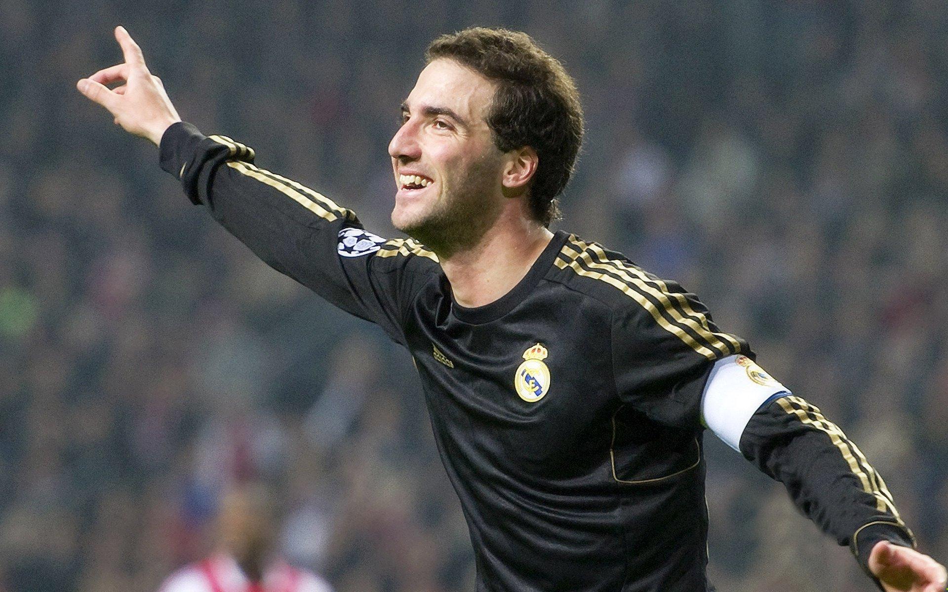 库里狂轰50分创赛季新高 勇士力克太阳豪取六连胜